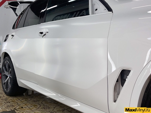 Полная оклейка BMW X5 G05 в прозрачный матовый полиуретан